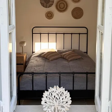 Kiti Traditional Residences Apartmán *