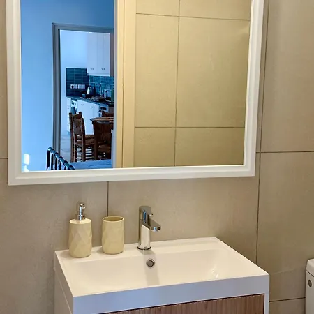 Traditional Residences Apartment Kiti