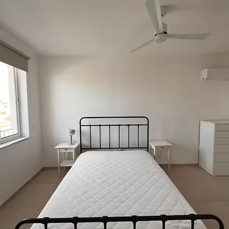 דירה Kiti Traditional Residences