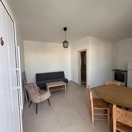 Kiti Traditional Residences לרנקה