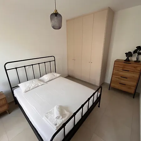 דירה Kiti Traditional Residences לרנקה