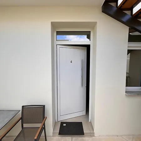 Kiti Traditional Residences